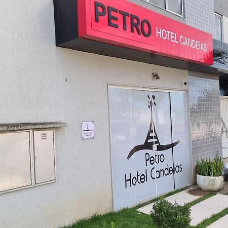 Petro Hotel Candeias Candeias  Buitenkant foto