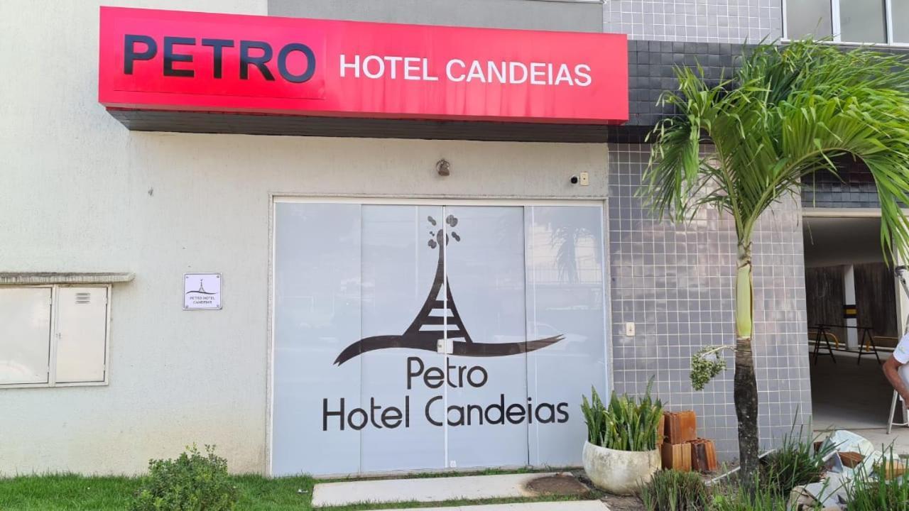 Petro Hotel Candeias Candeias  Buitenkant foto